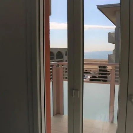 Relax Just 50mt From The Beach-beahost 아파트 *