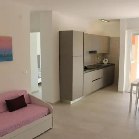 Relax Just 50mt From The Beach-beahost Apartment