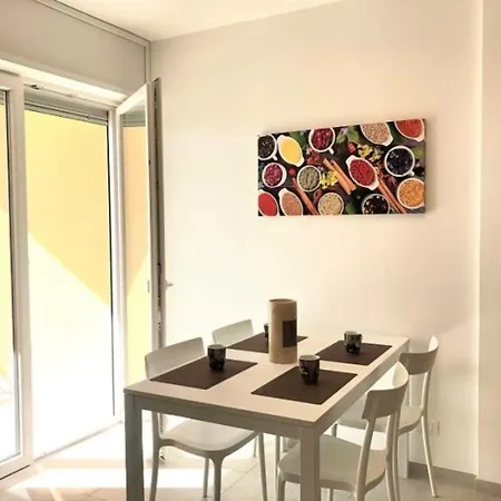 Διαμέρισμα Relax Just 50mt From The Beach-beahost