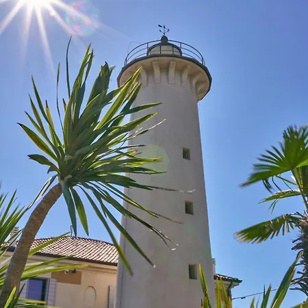 Relax Just 50mt From The Beach-beahost Διαμέρισμα