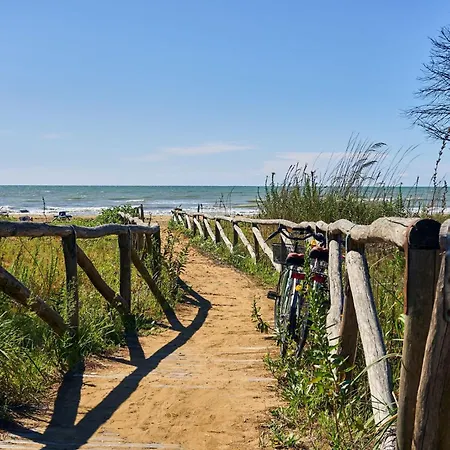 Relax Just 50mt From The Beach-beahost *